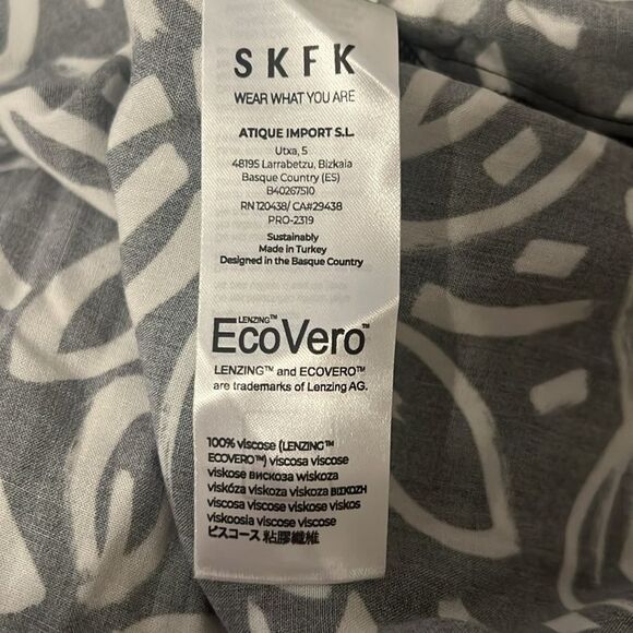 SKFK Asune Black White Garden Print Button Front L/S Viscose Shirt NWT - Picture 9 of 11